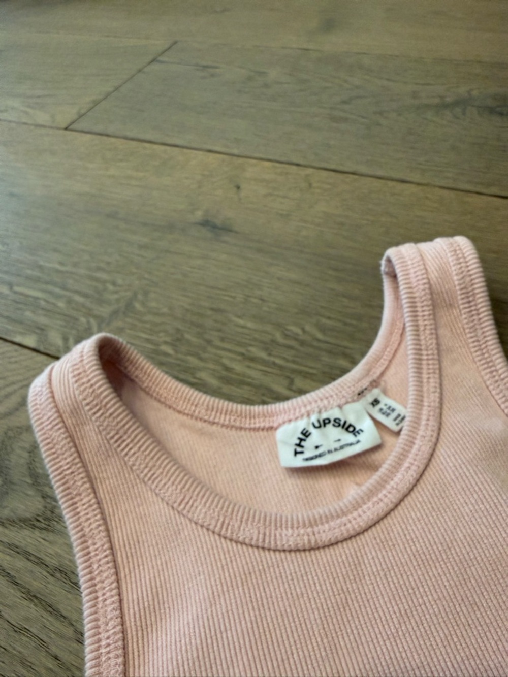 The Upside Ribbed Crop Tank - Picture 3 of 6